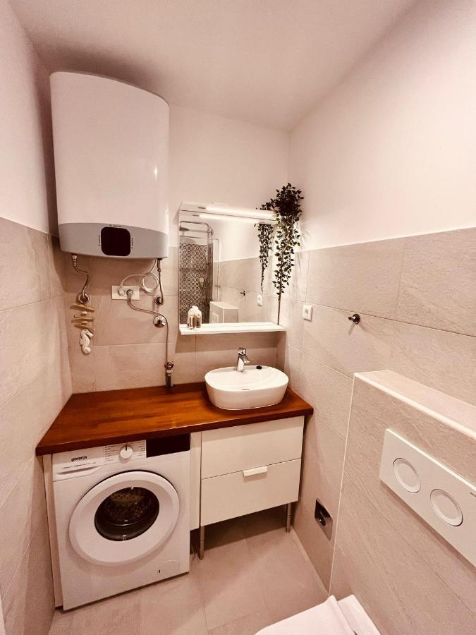Apartment Inana Rijeka Exteriör bild